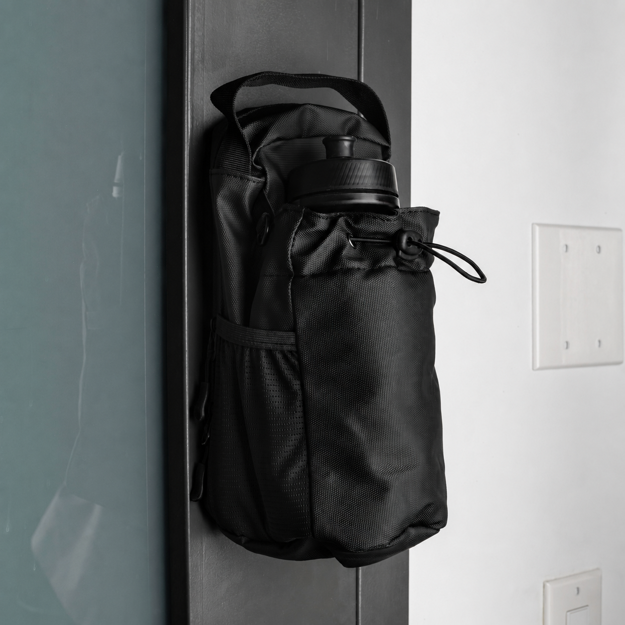 Magnetic Water Bottle Carrier Bag